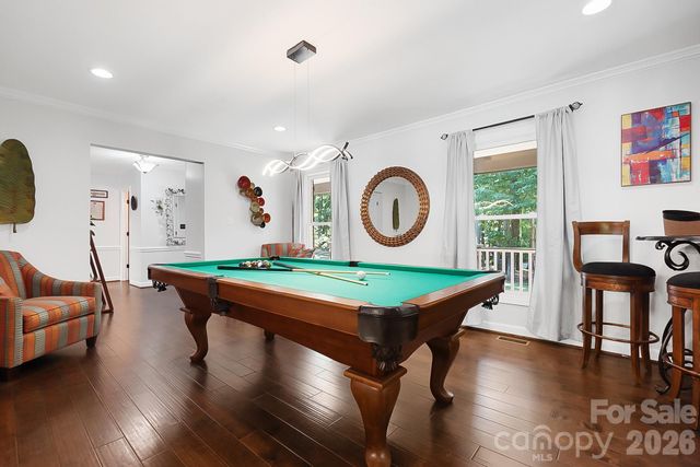 432 Raintree Drive, Matthews, NC 28104