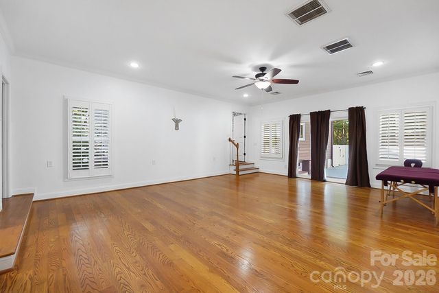 432 Raintree Drive, Matthews, NC 28104