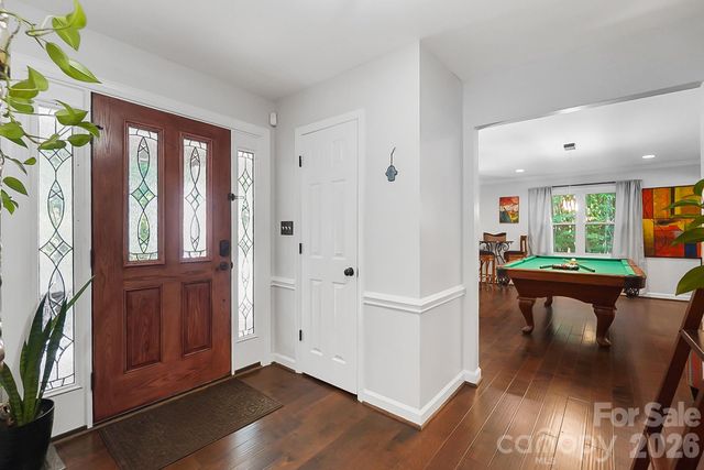 432 Raintree Drive, Matthews, NC 28104