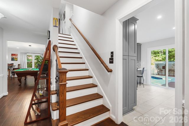 432 Raintree Drive, Matthews, NC 28104