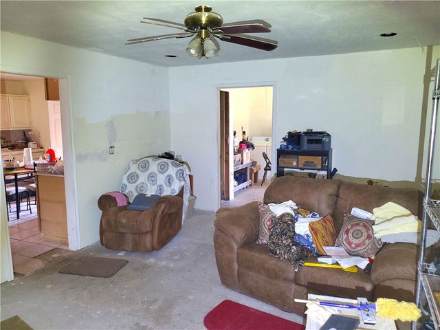 1710 E Johnston Ave, Kingsville, TX 78363