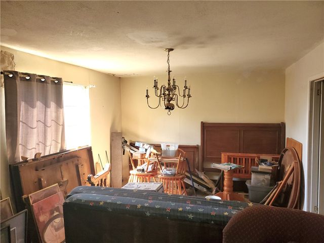 1710 E Johnston Ave, Kingsville, TX 78363