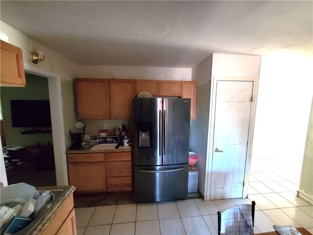 1710 E Johnston Ave, Kingsville, TX 78363