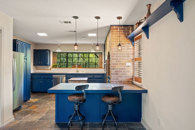 2516 Lake Bend Terrace, Carrollton, TX 75006