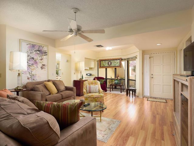 101 Waterview Drive 101-1, Palm Beach Gardens, FL 33418