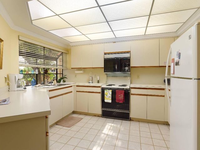 101 Waterview Drive 101-1, Palm Beach Gardens, FL 33418