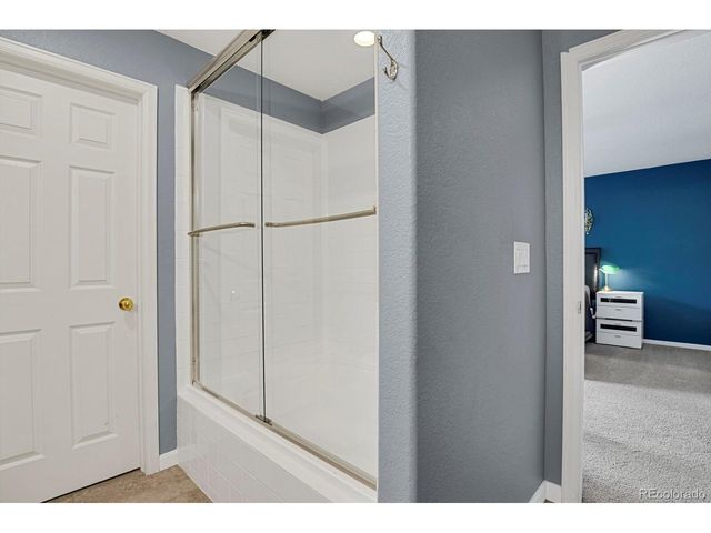 858 S Granby Cir, Aurora, CO 80012