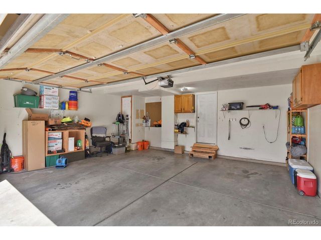 858 S Granby Cir, Aurora, CO 80012