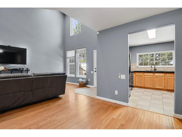 858 S Granby Cir, Aurora, CO 80012