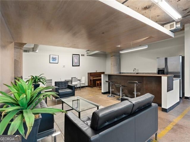 890 Memorial Drive SE 206, Atlanta, GA 30316