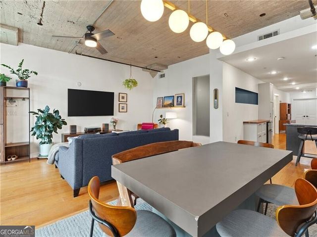 890 Memorial Drive SE 206, Atlanta, GA 30316