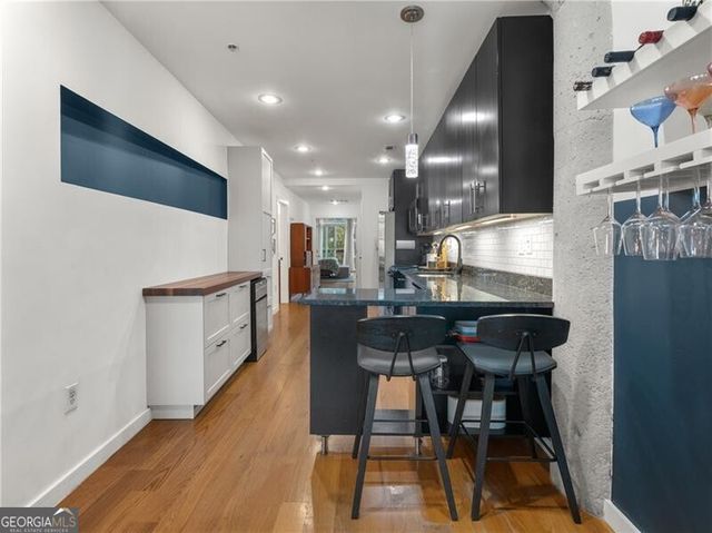 890 Memorial Drive SE 206, Atlanta, GA 30316