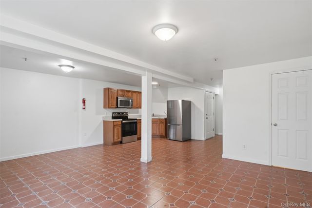 10 Eastman Terrace, Poughkeepsie, NY 12601