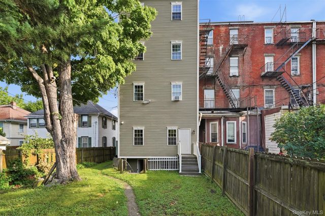 10 Eastman Terrace, Poughkeepsie, NY 12601