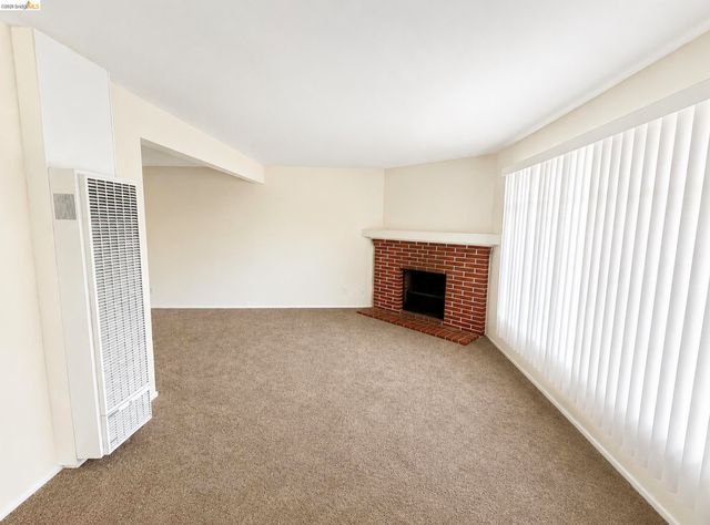 1313 Curtis St, Berkeley, CA 94702