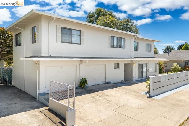 1313 Curtis St, Berkeley, CA 94702