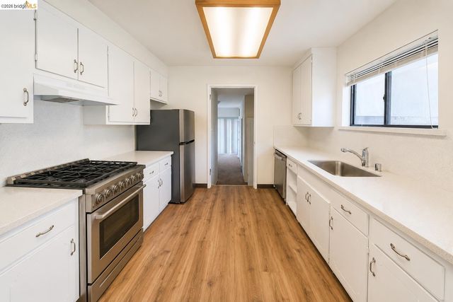 1313 Curtis St, Berkeley, CA 94702
