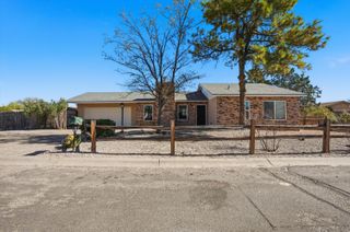 1330 Sage Brush Court SE, Rio Rancho, NM 87124