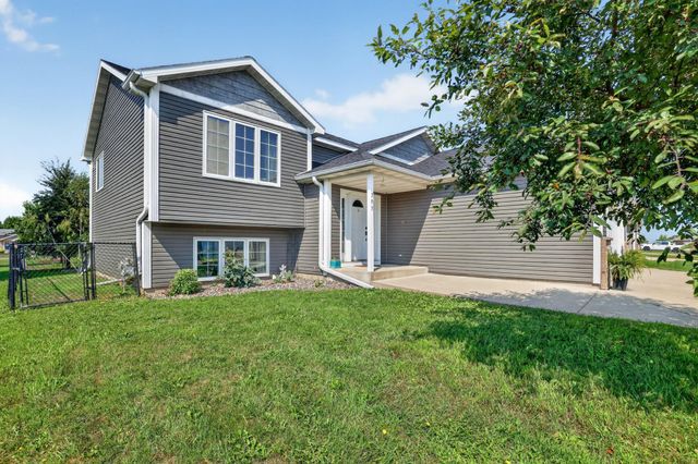 303 12th Avenue NE, Kasson, MN 55944