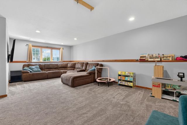 303 12th Avenue NE, Kasson, MN 55944