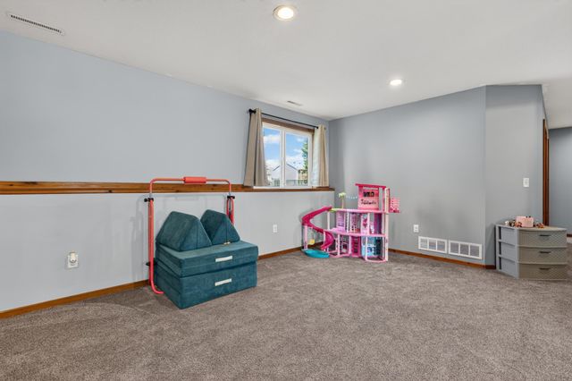 303 12th Avenue NE, Kasson, MN 55944