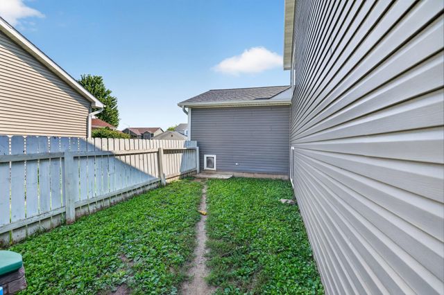303 12th Avenue NE, Kasson, MN 55944