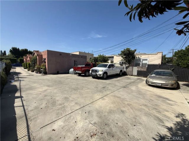 1171 W 38th Street, Los Angeles, CA 90037