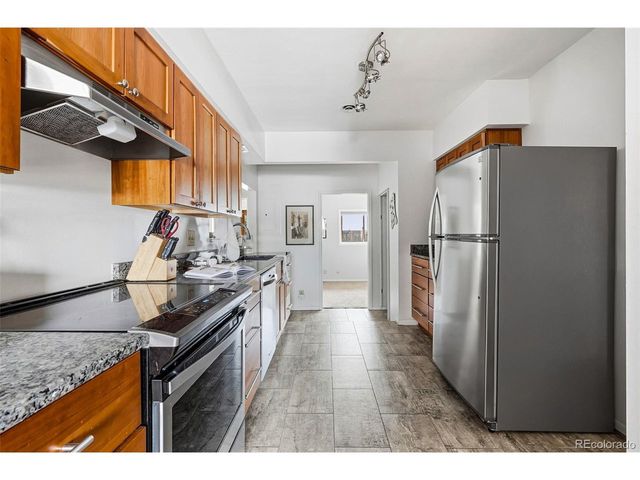 2921 S Corona St, Englewood, CO 80113