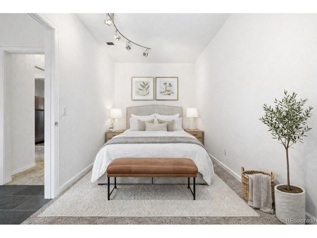 2921 S Corona St, Englewood, CO 80113