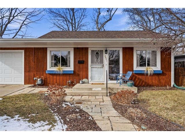 2921 S Corona St, Englewood, CO 80113