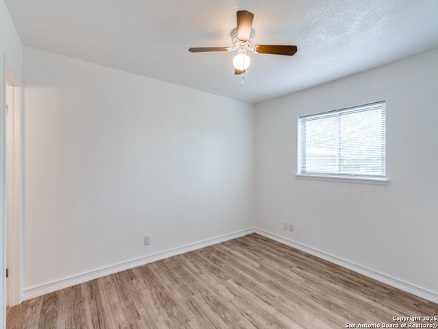 203 Lynhaven, San Antonio, TX 78220