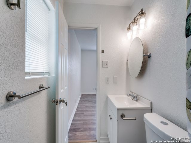 203 Lynhaven, San Antonio, TX 78220