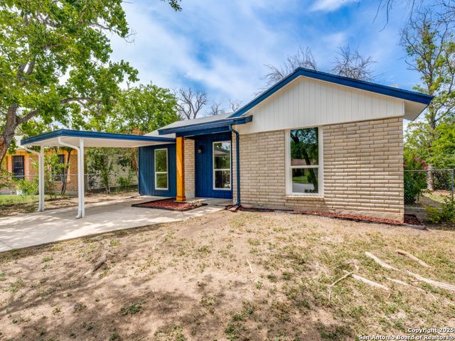 203 Lynhaven, San Antonio, TX 78220