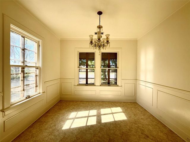 101 S Brewer Street, Navasota, TX 77868