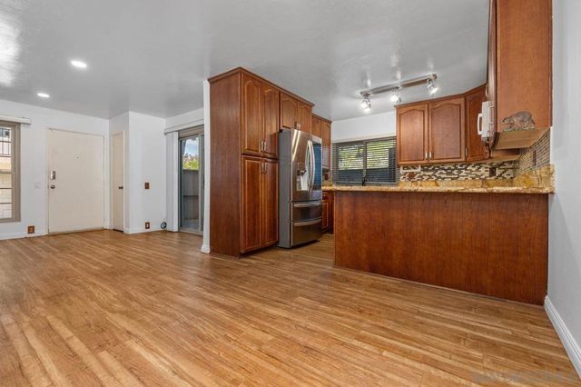 4384 Vision, San Diego, CA 92121