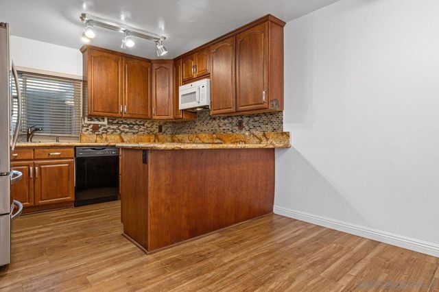 4384 Vision, San Diego, CA 92121