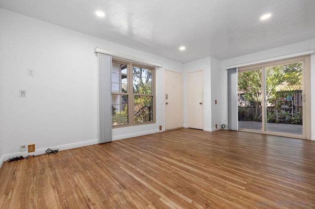 4384 Vision, San Diego, CA 92121