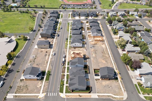 62570 NE Loomis Place Lot 54, Bend, OR 97701