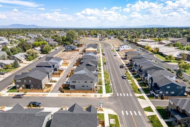 62570 NE Loomis Place Lot 54, Bend, OR 97701