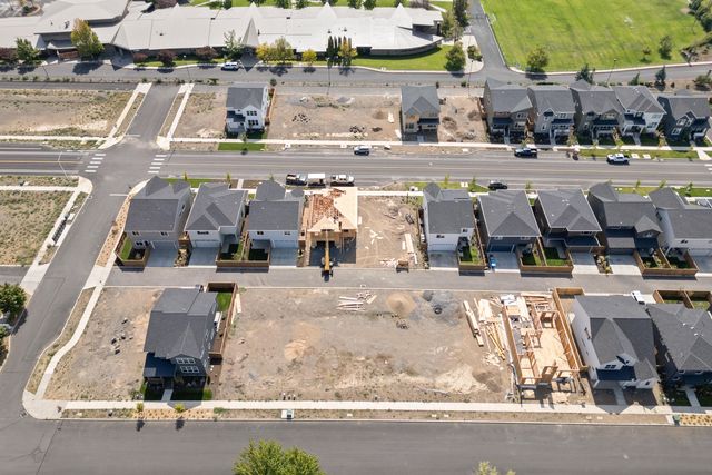 62570 NE Loomis Place Lot 54, Bend, OR 97701