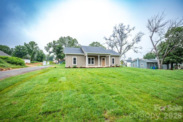 258 Florida Avenue, Spindale, NC 28160