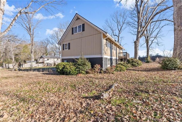 103 Grove Level Drive, Commerce, GA 30529