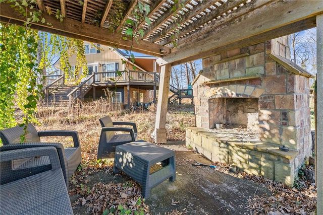 103 Grove Level Drive, Commerce, GA 30529