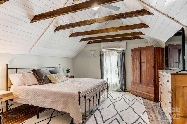 14 Old Mater Farm Road, Sylva, NC 28779