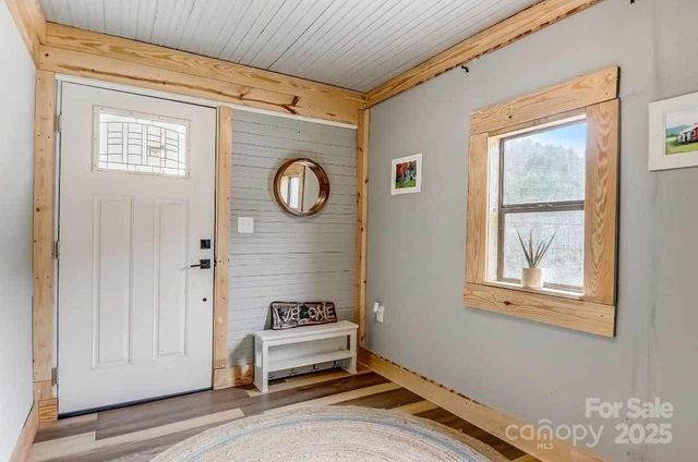 14 Old Mater Farm Road, Sylva, NC 28779