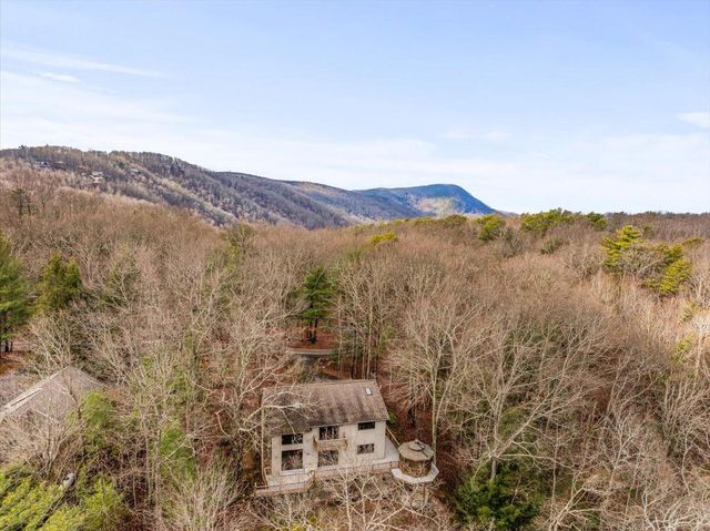 576 Apache Trail, Chatsworth, GA 30705