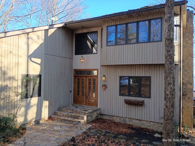 576 Apache Trail, Chatsworth, GA 30705