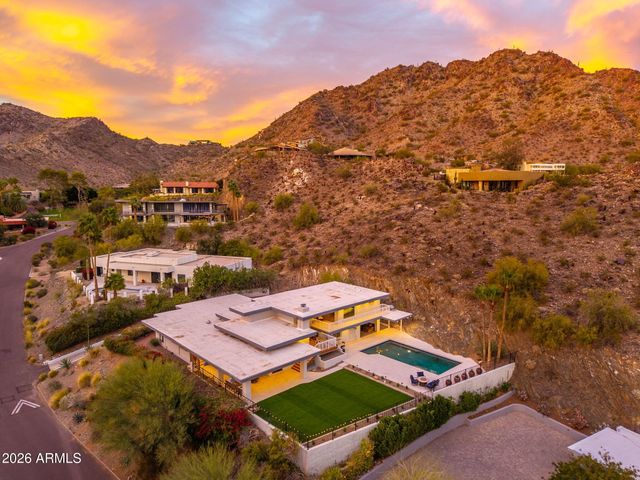 3500 E LINCOLN Drive 22, Phoenix, AZ 85018