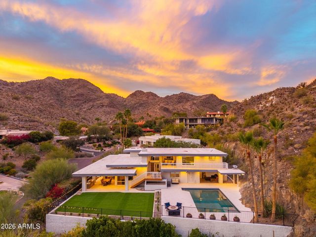 3500 E LINCOLN Drive 22, Phoenix, AZ 85018