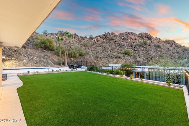 3500 E LINCOLN Drive 22, Phoenix, AZ 85018